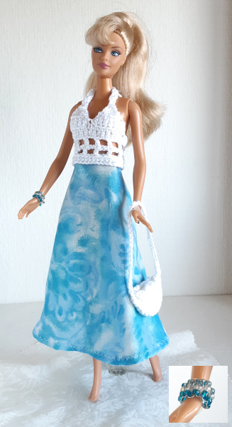 Zomerjurk blauw met wit voor barbiepoppen