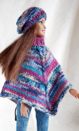 Poncho and hat handknitted for barbie doll