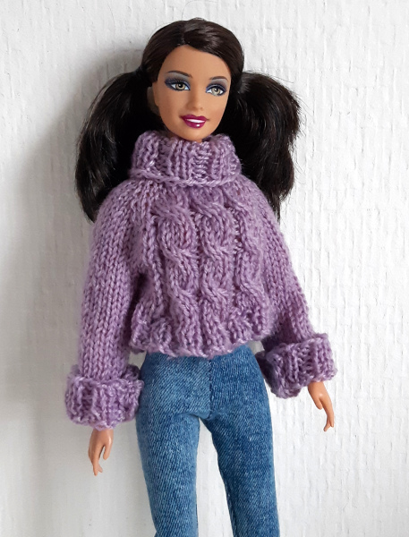 Lila kabeltrui voor barbiepoppen