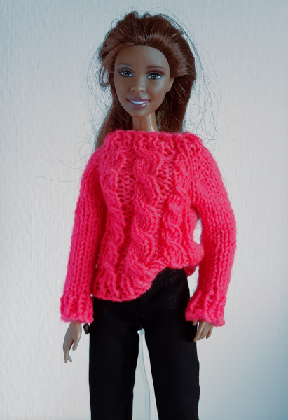 Fel roze trui voor modepopjes 29 cm