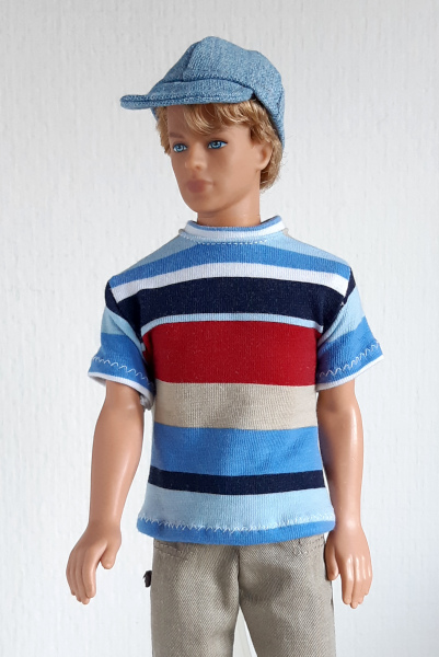 T-shirt met strepen voor modepoppen zoals Ken en Frank