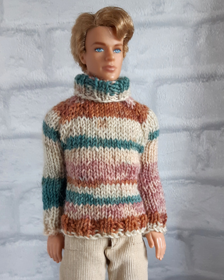 handgebreide trui, beige groen bruin voor modepop, zoals Ken