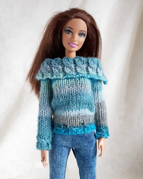 Trui met kabels in de boorden voor barbiepopjes
