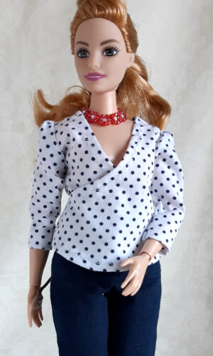 Barbie Curvy overslagblouse stippels